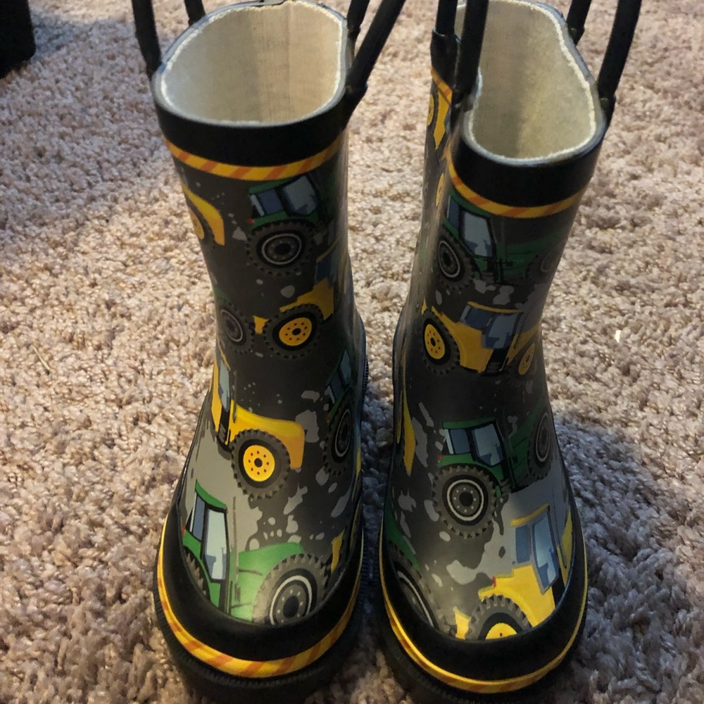 Little boys tractor boots